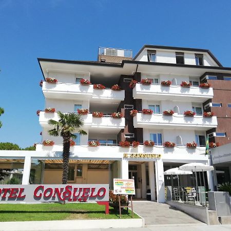 Hotel Consuelo Lignano Sabbiadoro Exterior foto